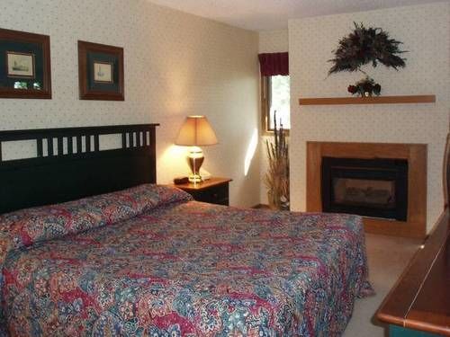 Отель Marina Bay Breezy Point Экстерьер фото